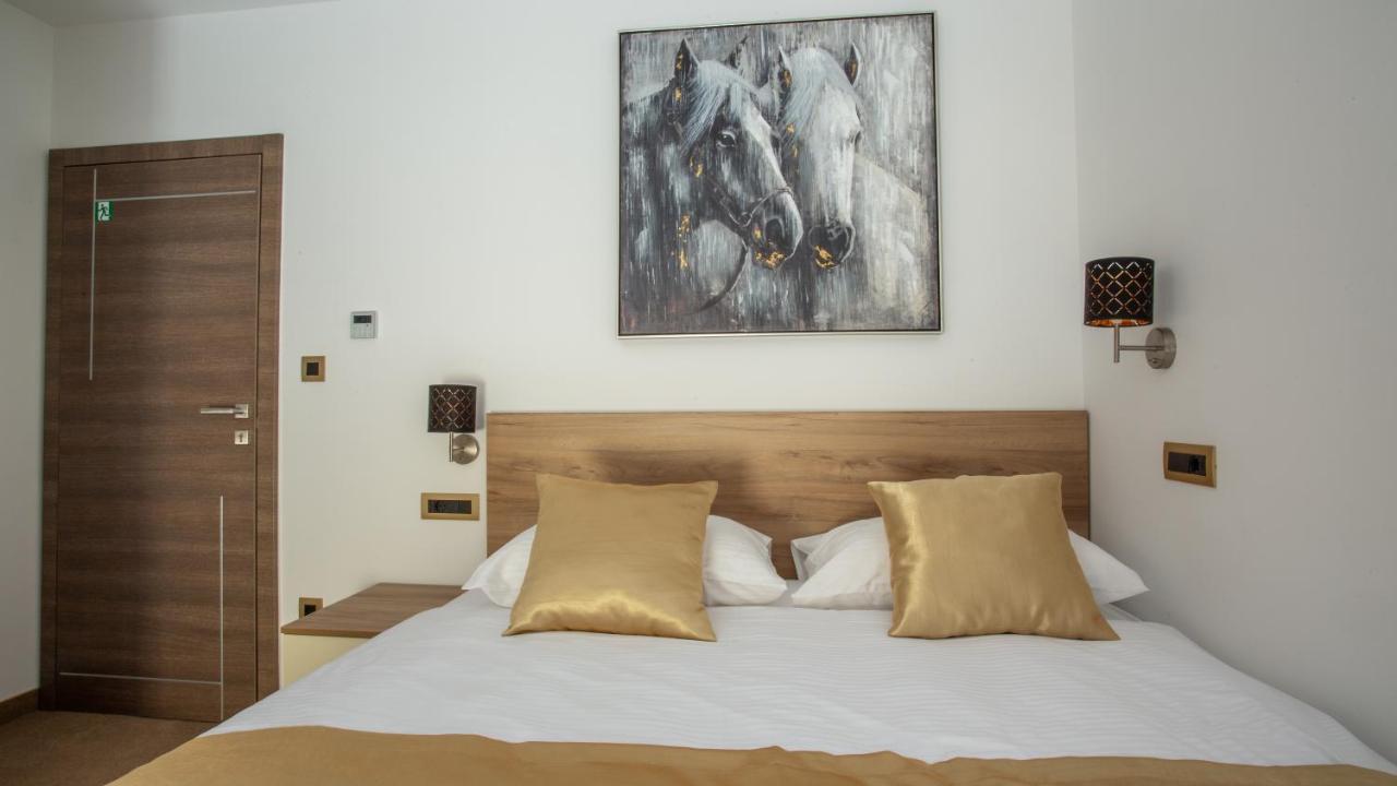 Rooms & Apartments Toni Stobreč Zewnętrze zdjęcie