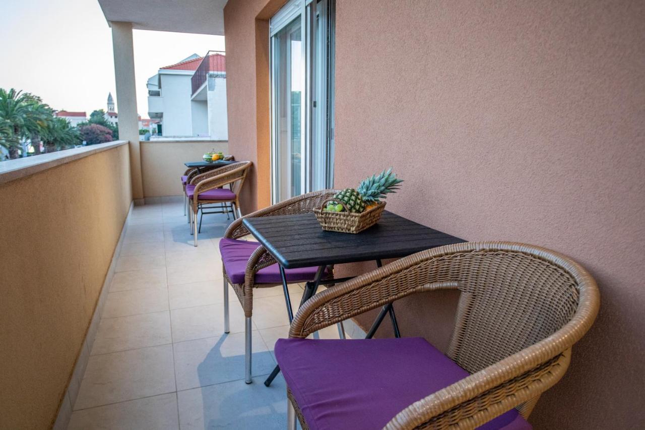 Rooms & Apartments Toni Stobreč Zewnętrze zdjęcie